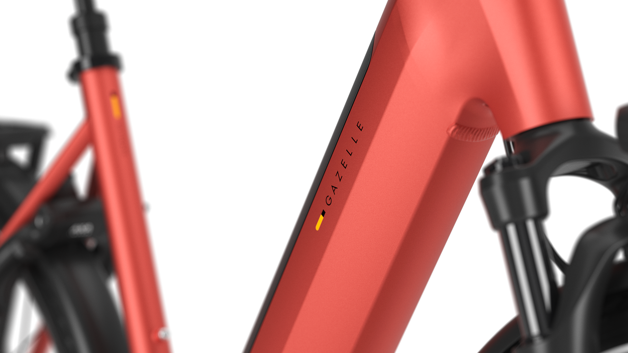 Gazelle Ultimate C5+ rower elektryczny low-step żeński (damka) metallic orange